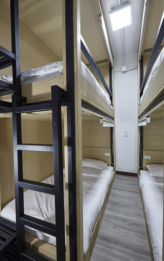 Le Bonheur Poshtel Hostel Bangkok Ngoại thất bức ảnh