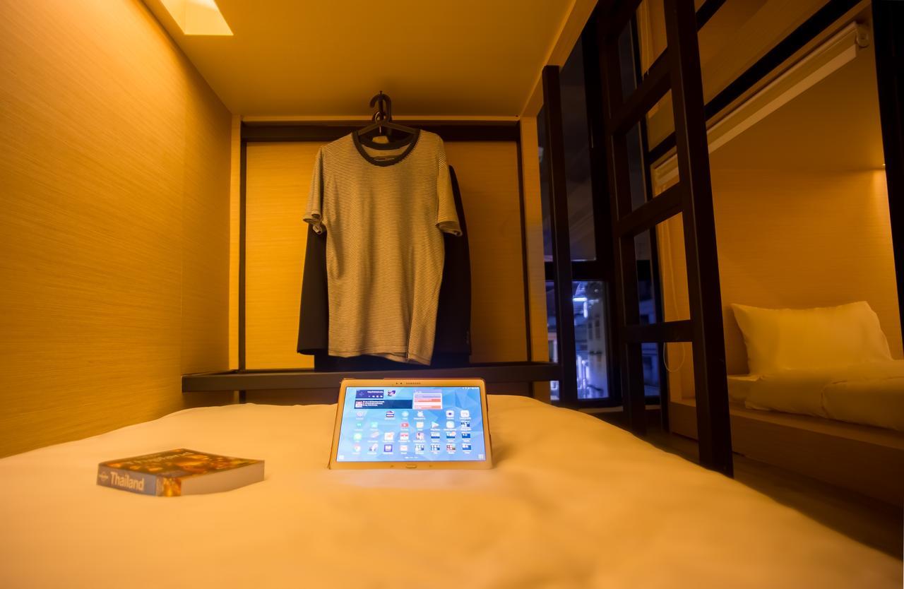 Le Bonheur Poshtel Hostel Bangkok Ngoại thất bức ảnh